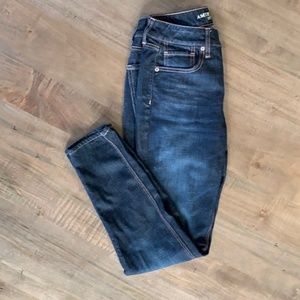 NWOT American Eagle Tomgirl Jeans